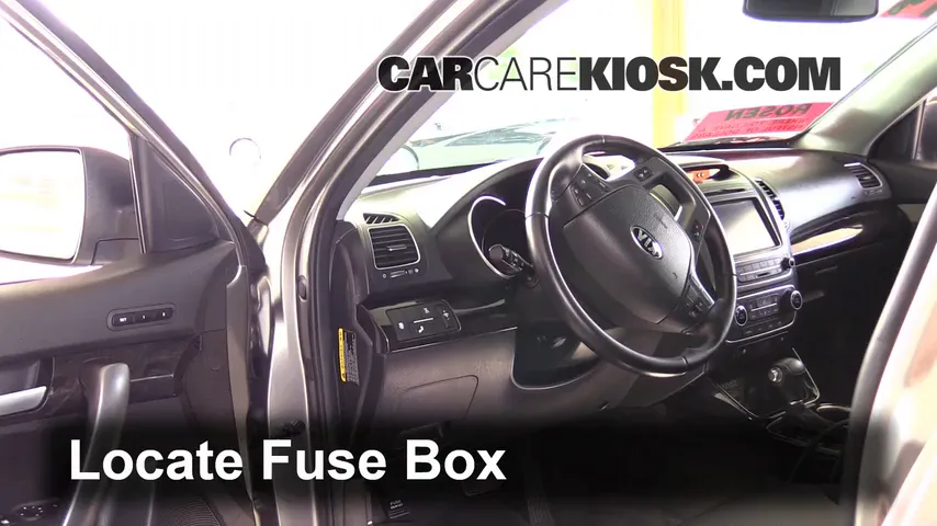2014 Kia Sorento EX 3.3L V6 Fuse (Interior) Check